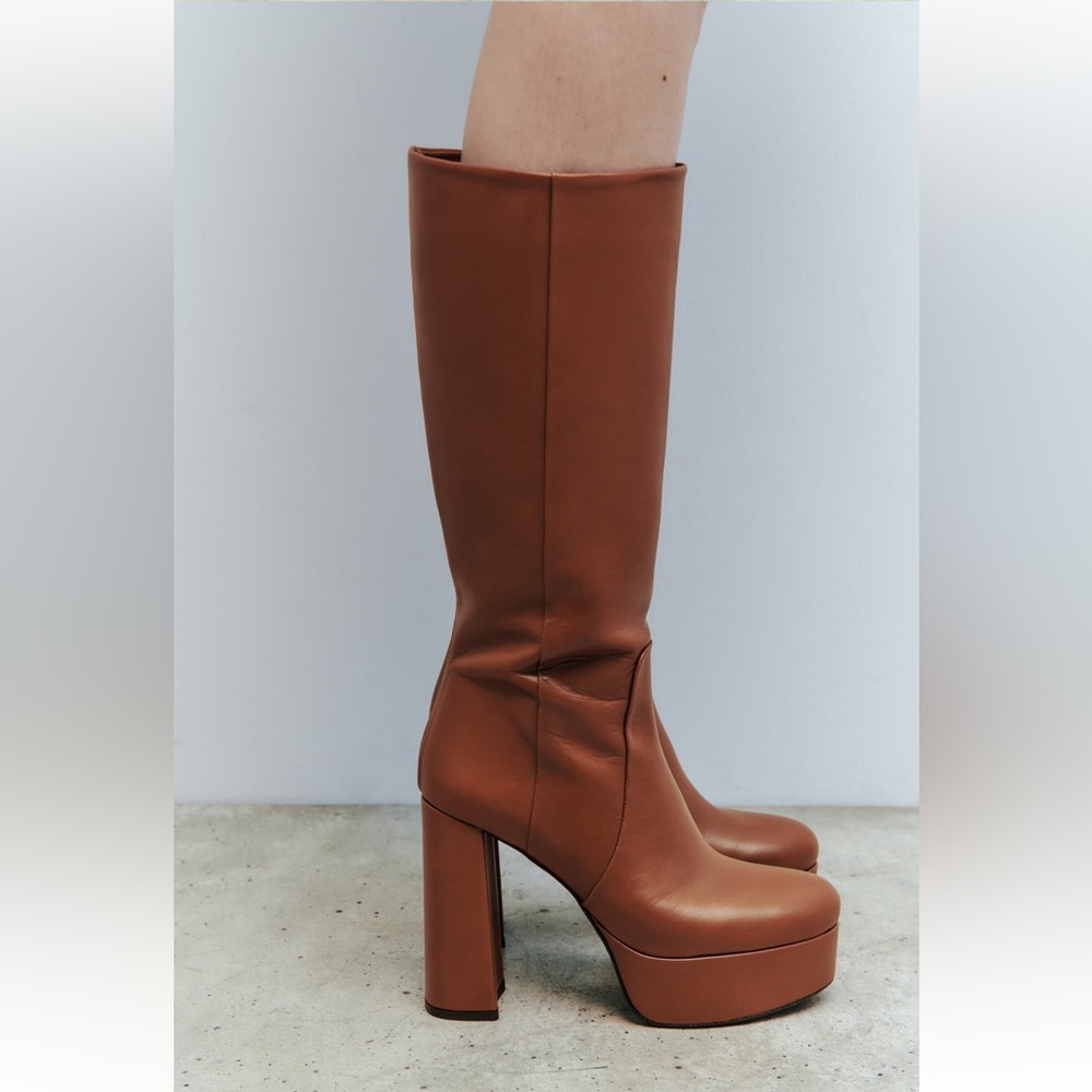 The most beautiful boots Zara New Brown PLATFORM LEATHER BOOTS. Size 10/41